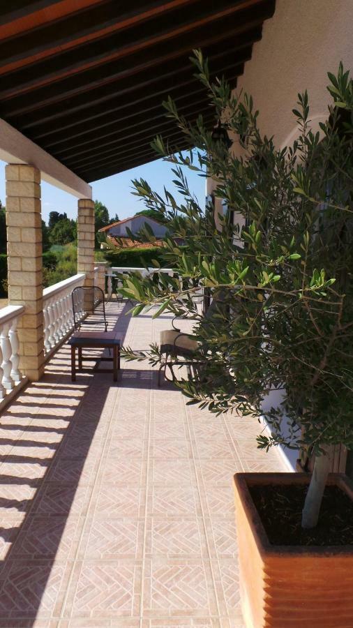 Number9 - Now With Air Conditioned Rooms Carlipa Экстерьер фото