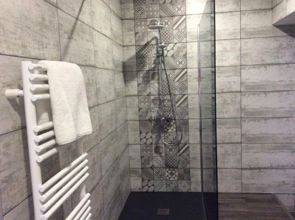 Number9 - Now With Air Conditioned Rooms Carlipa Экстерьер фото